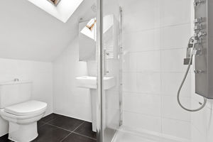 Photo 15- click for photo gallery